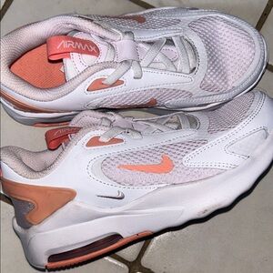 Nike Air Max White and Peach Sneakers 12.5C